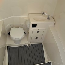 Cobia 217 center console
