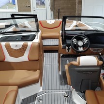 Super Air Nautique G23