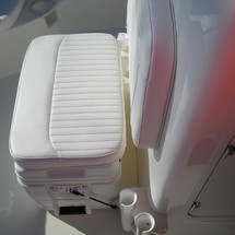 Boston Whaler 190 Outrage