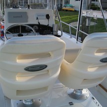 Boston Whaler 190 Outrage
