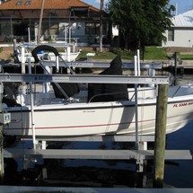 Boston Whaler 190 Outrage
