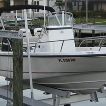 Boston Whaler 190 Outrage