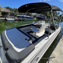 Bayliner VR6 BOWRIDER