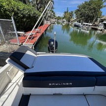 Bayliner VR6 BOWRIDER