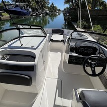 Bayliner VR6 BOWRIDER