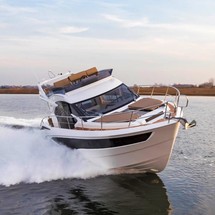 Galeon 360 FLY