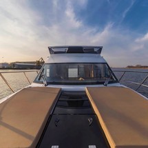 Galeon 360 FLY