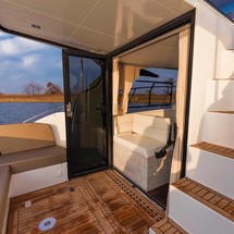 Galeon 360 FLY