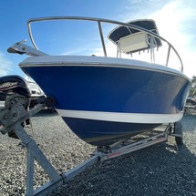 Angler Pro Boats 2900 center console