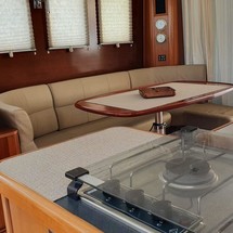 Beneteau Swift Trawler 42