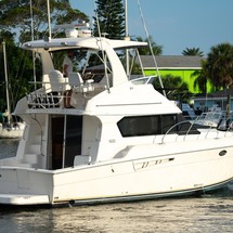 Silverton 42 Convertible