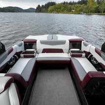 Malibu Wakesetter 23 LSV