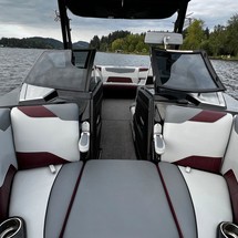 Malibu Wakesetter 23 LSV