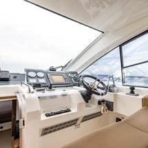 Sealine SC47