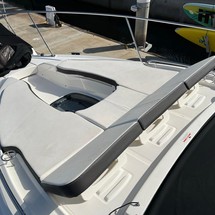 Sea Ray Sundancer 350 Coupe