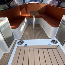 Interboat intender 820