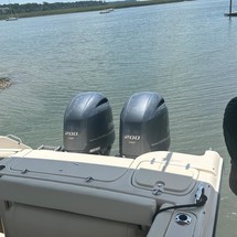 Grady-White Freedom 275