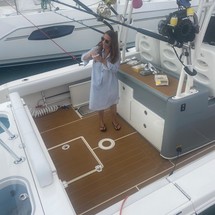 Cobia 217 center console