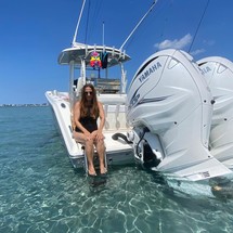 Cobia 217 center console