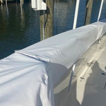Cobia 217 center console