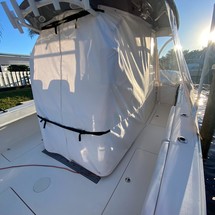 Cobia 217 center console