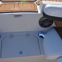 Starcraft Marine Crossover 210 OB SCX EXT