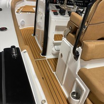 Sea Ray hunt ultra 211
