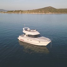 Beneteau Antares 36