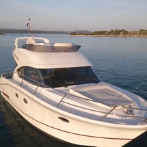 Beneteau Antares 36