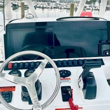 Sea Ray hunt ultra 211
