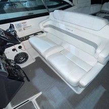 Formula 350 Crossover Bowrider