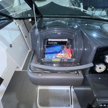 Formula 350 Crossover Bowrider