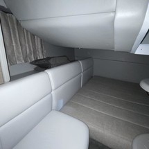 Formula 350 Crossover Bowrider