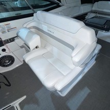 Formula 350 Crossover Bowrider