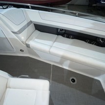 Formula 350 Crossover Bowrider
