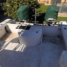 Twin vee 26 family fisherman