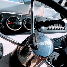 Twin vee 26 family fisherman