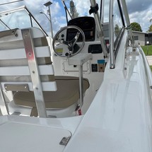 Sea Ray hunt ultra 211
