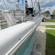 Sea Ray hunt ultra 211