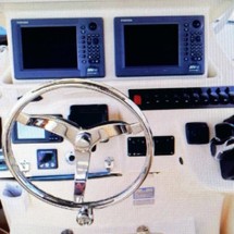 Grady-White Express 330