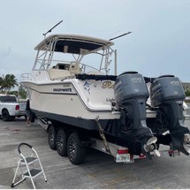 Grady-White Express 330