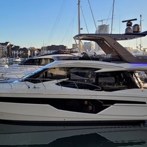 Galeon 500 Fly