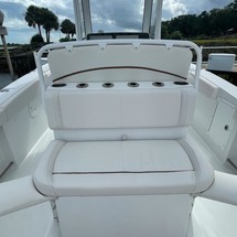 Sea Ray hunt ultra 211