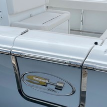 Sea Ray hunt ultra 211