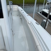 Sea Ray hunt ultra 211