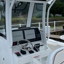 Sea Ray hunt ultra 211