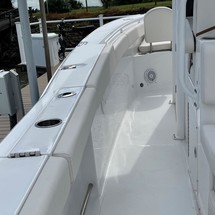 Sea Ray hunt ultra 211