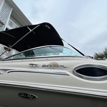 Sea Ray 240 Sundeck