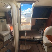 Rinker Fiesta Vee 310