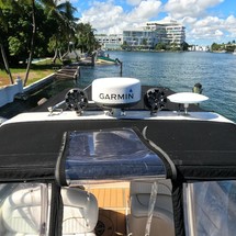 Rinker Fiesta Vee 310
